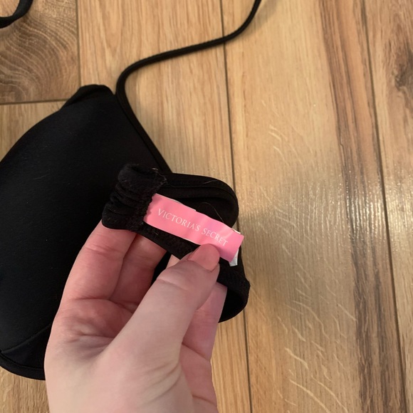 Victoria’s Secret Push Up Bikini Top - Picture 2 of 3